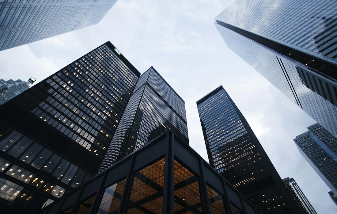 Corporate One — edifício corporativo AAA